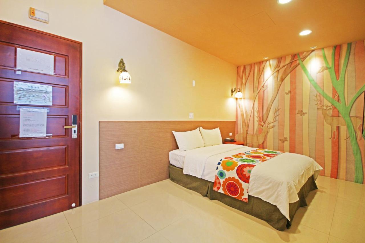 Fun Trip - Little Castle & Oscar B&B Taitung Exterior photo