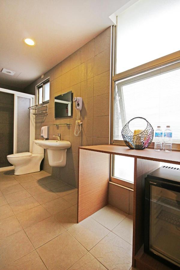 Fun Trip - Little Castle & Oscar B&B Taitung Exterior photo